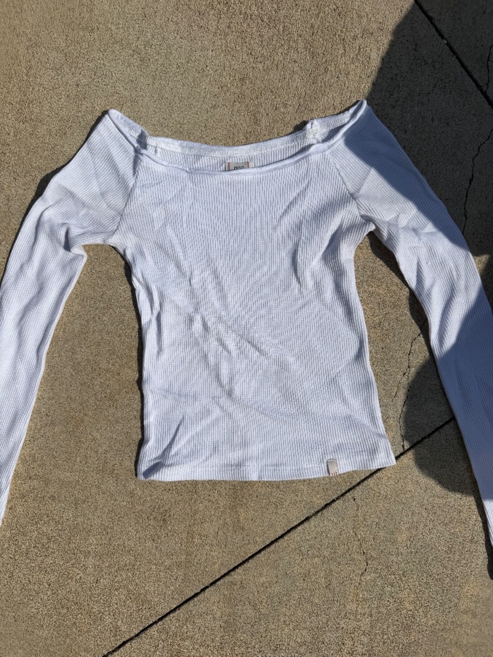 Urban Outfitters Off-The-Shoulder Long Sleeve Top (Size S) – White
